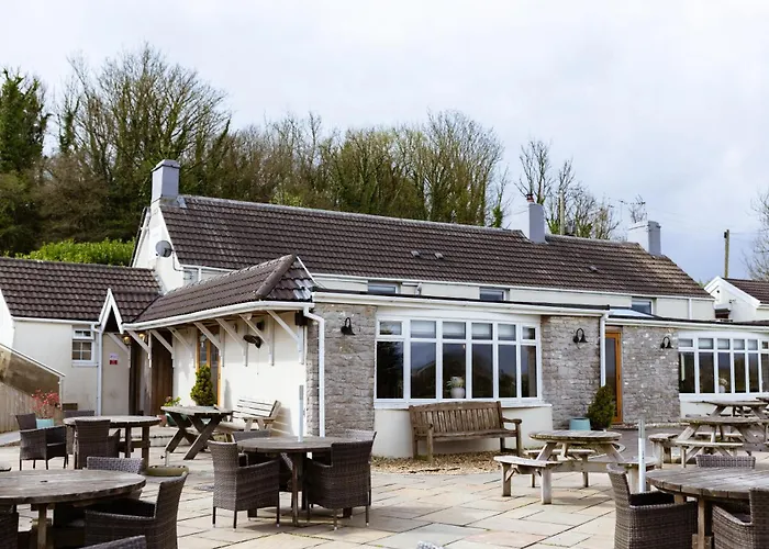 The Golden Mile Country Inn Ewenny, United Kingdom