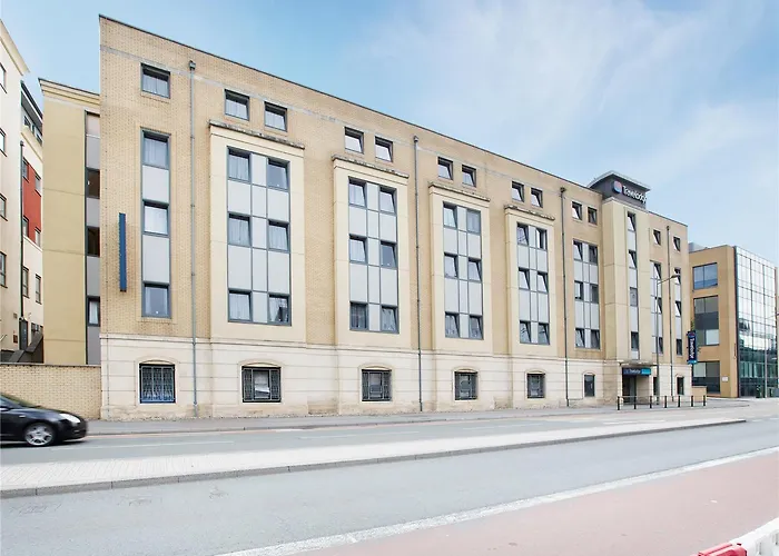 Travelodge Central Anchor Road