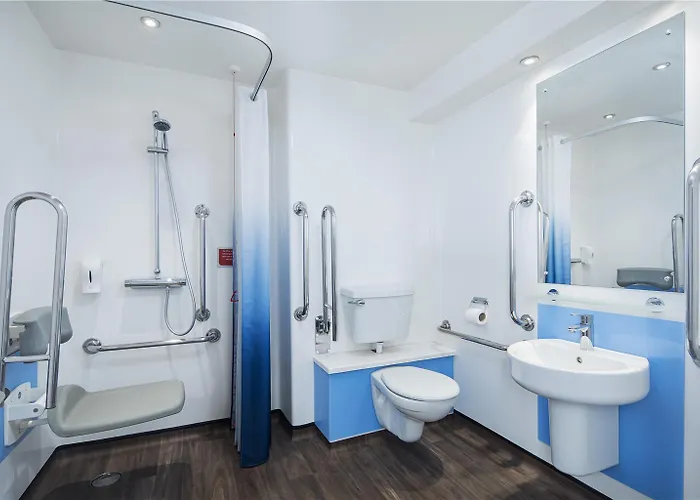 Travelodge Birmingham Castle Bromwich