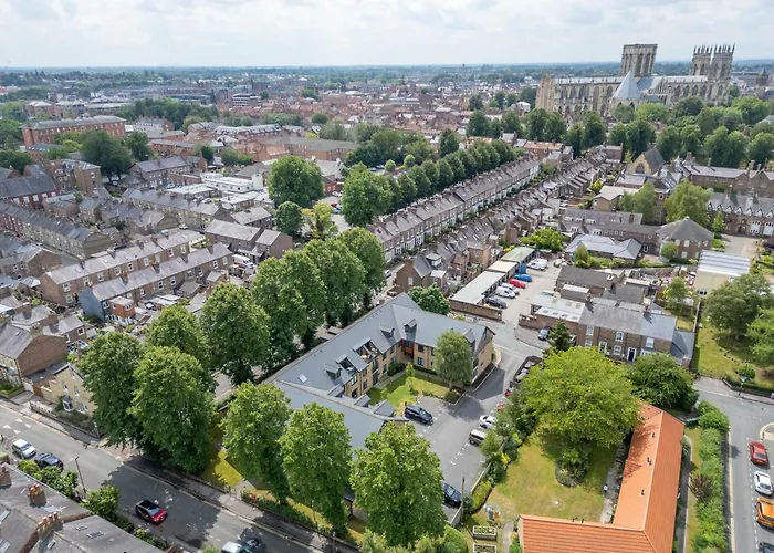 6 St Johns Mews