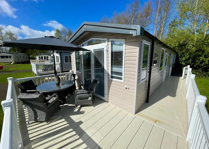 Seton Sands Haven Holiday Park - Prestige Caravan