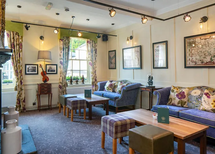 Kings Arms And Royal , , Surrey - The Coaching Inn Group