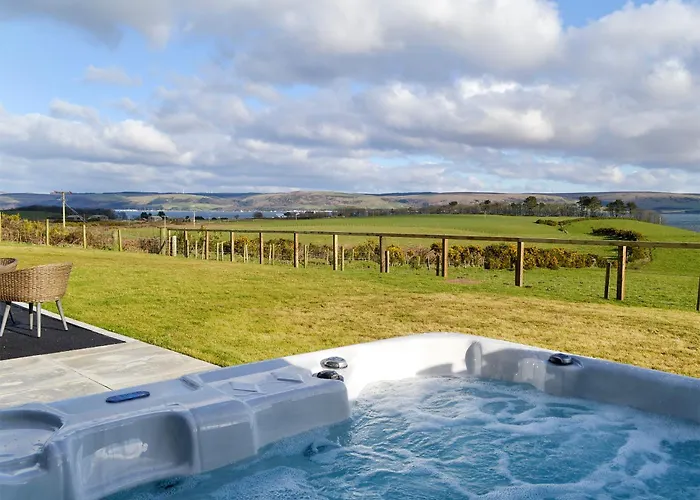 Dinduff Lodge