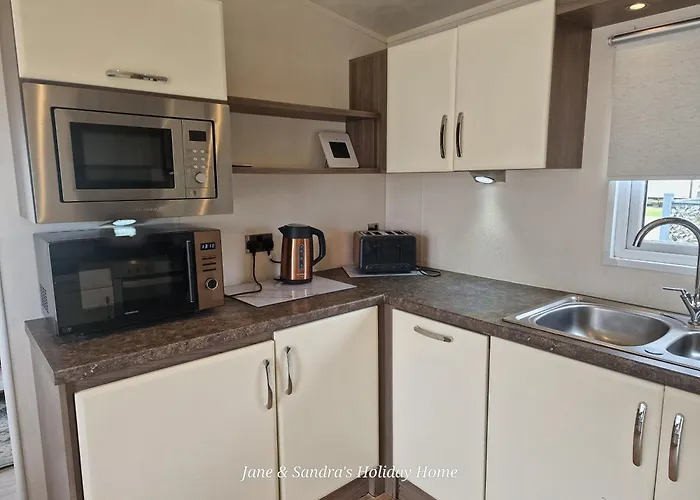 Privately Owned Stunning Caravan Seawick Holiday Park St Osyth