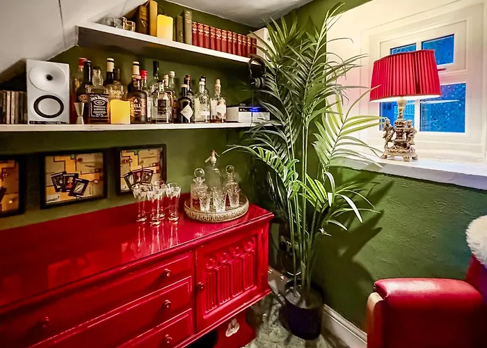 Honey Cottage