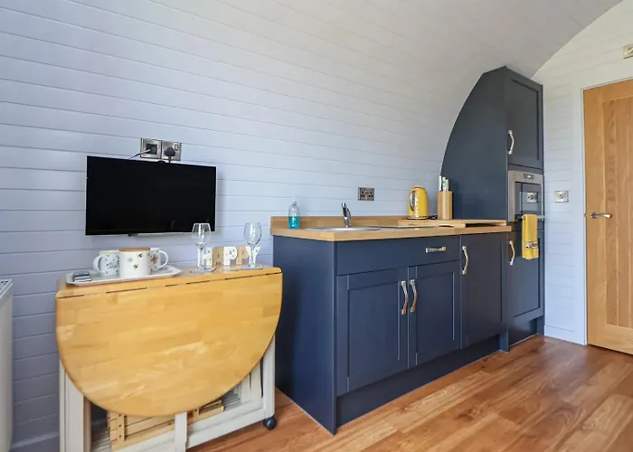 Honeypot Hideaways Luxury Glamping - Exclusively For Adults