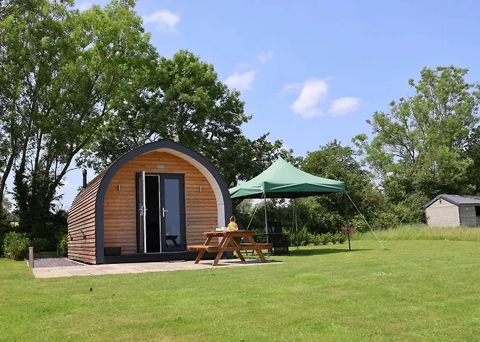 Honeypot Hideaways Luxury Glamping - Exclusively For Adults