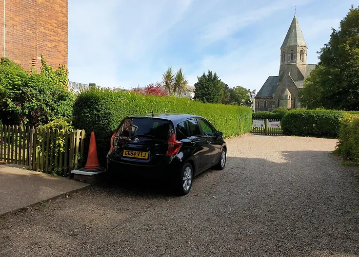 Wycliffe Guest House