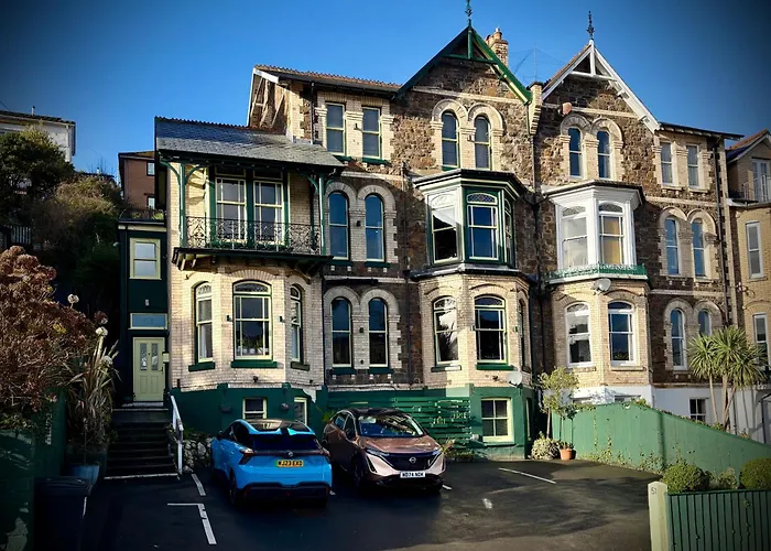 Earlsdale Bed And Breakfast