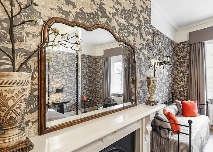 Ormesby Manor House & The Shepherds Huts & Well Lodge Ormesby Saint Michael, United Kingdom