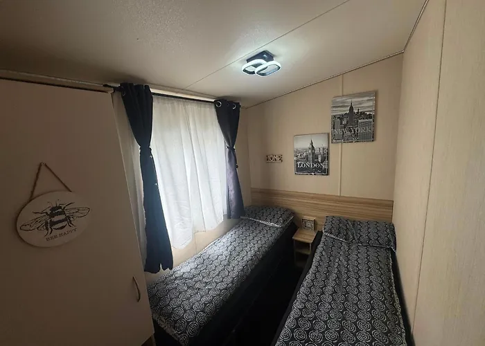 Holiday Park Caravan Fluffy In Harts Holiday Park