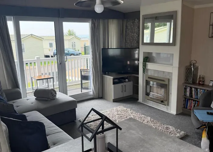 Silver Birch Retreat - Percy Woods Country Retreat With 18 Hole Free Golf