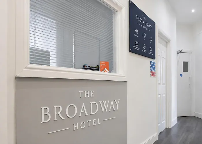 The Broadway Hotel - London Heathrow