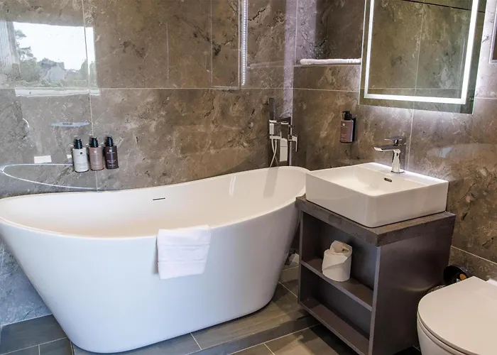 Barton Manor Hotel & Spa, BW Signature Collection
