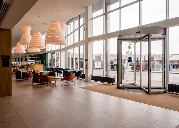 Apex City Quay & Spa