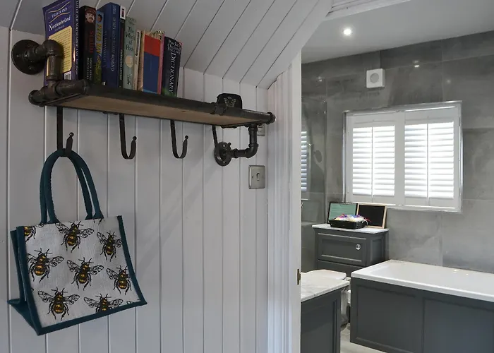 Honeypot Cottage