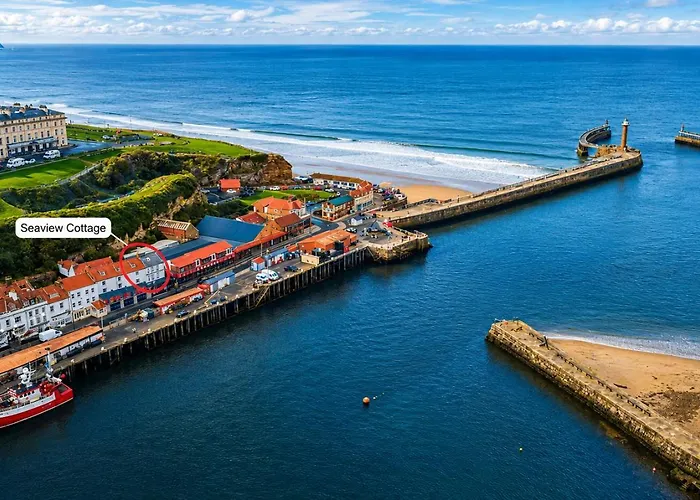 Whitby Sea View Cottage Prime Historic Old Town Location