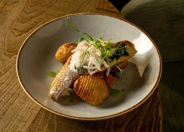 Swan , , shire - The Coaching Inn Group