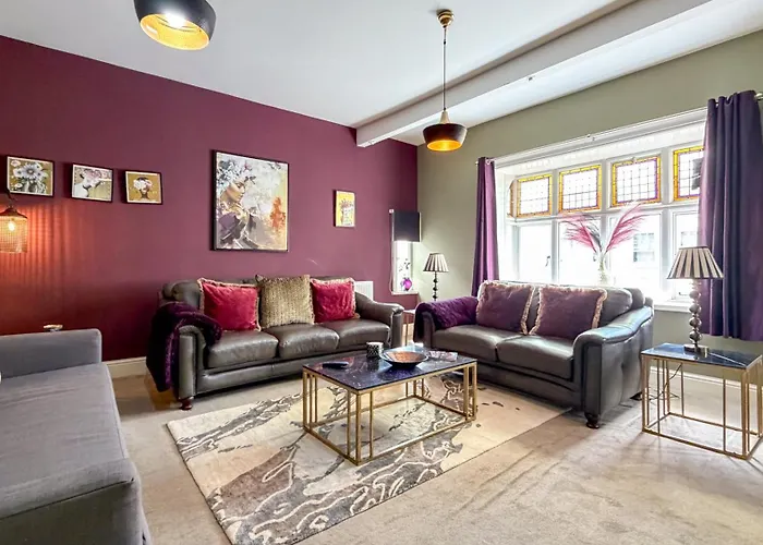 Whitegates Rows City Centre By Rework Accommodation