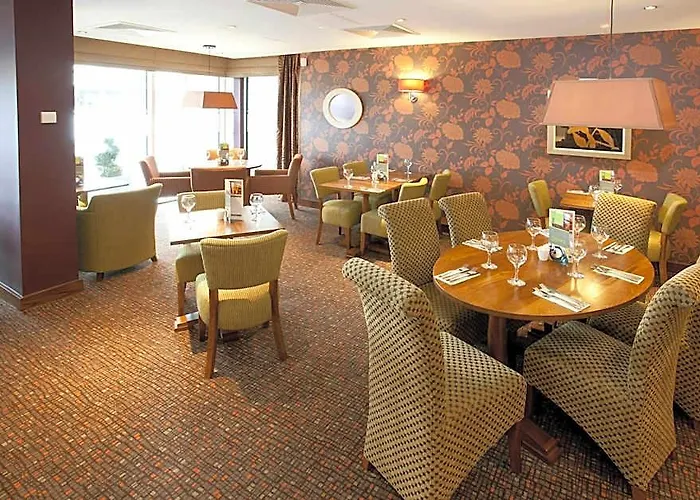 Premier Inn Inverness Centre - River Ness
