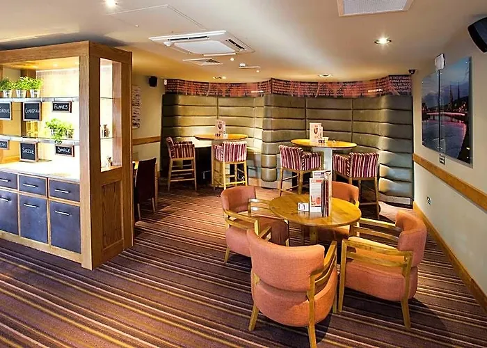 Premier Inn Inverness West