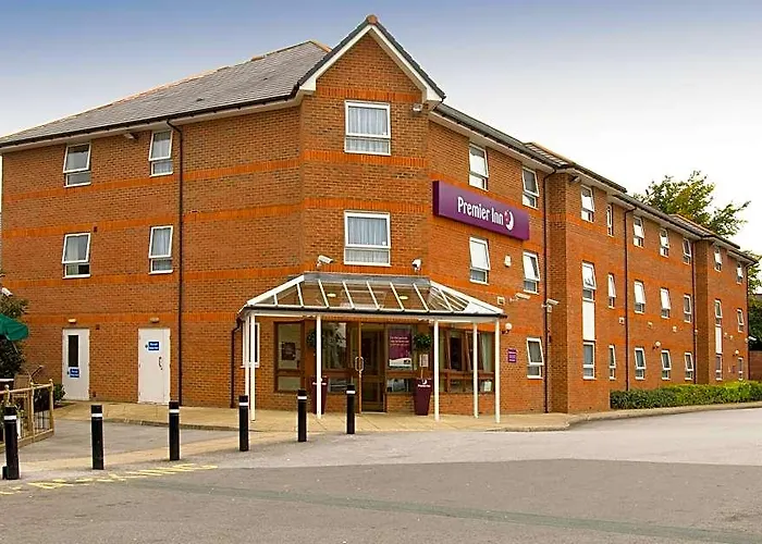 Premier Inn Leeds East
