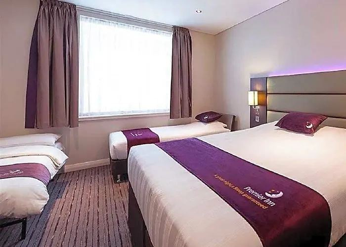 Premier Inn Glastonbury