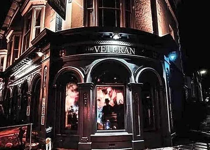The Veteran Hotel & Bar