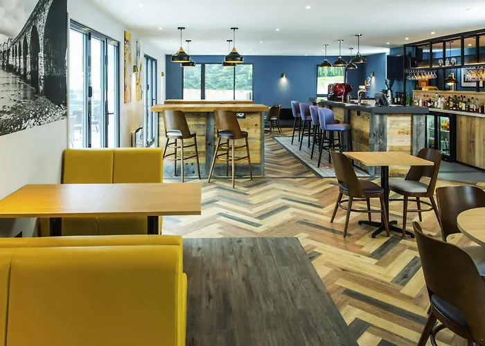 Ibis Plymouth