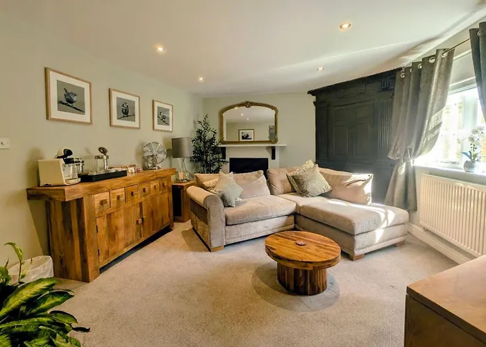 Worralls Grove Guest Farm House