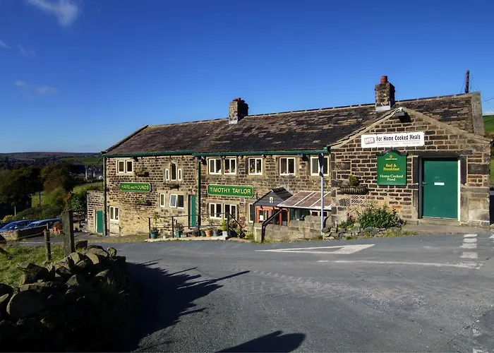 The Hare And Hounds Country Inn