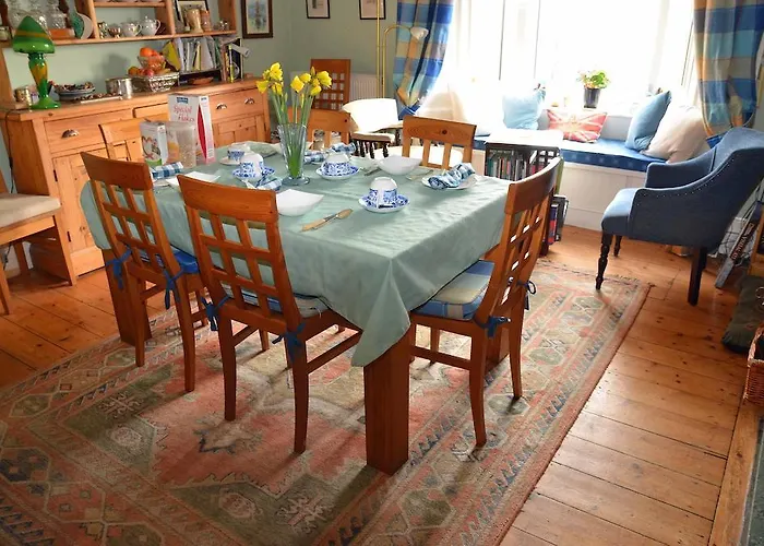 Captains Cabin