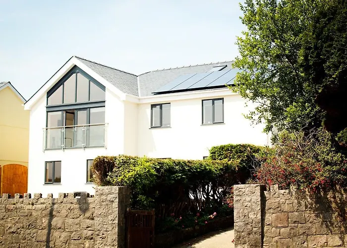 Lux Apartment Bangor , United Kingdom