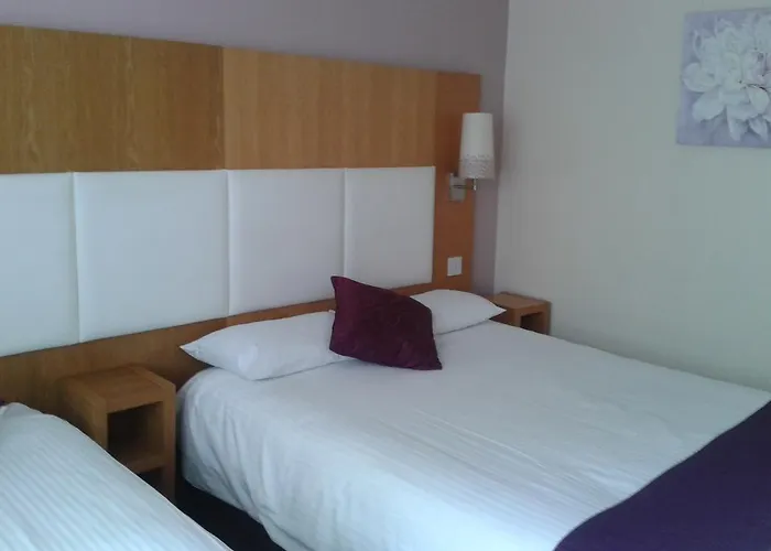 Altrincham Lodge