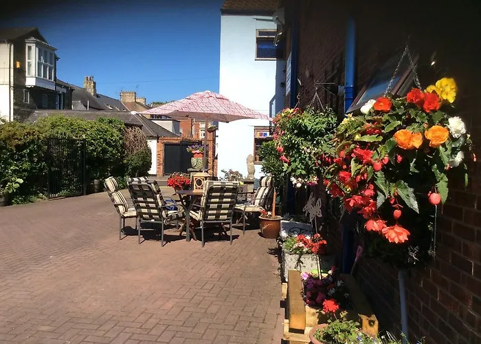 Admiral Guest House