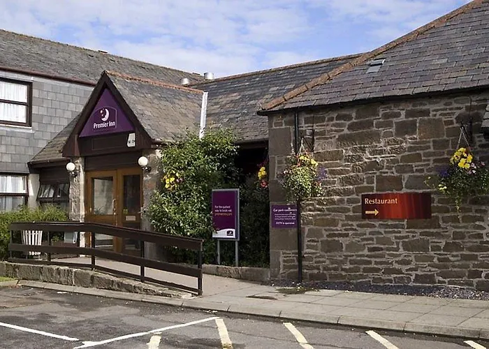 Premier Inn Dundee West