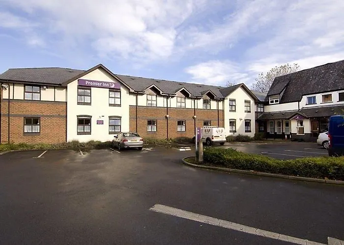 Premier Inn Stockport South