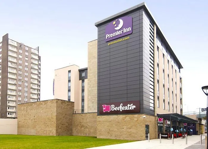 Premier Inn Halifax Town Centre