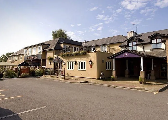 Premier Inn Cardiff West