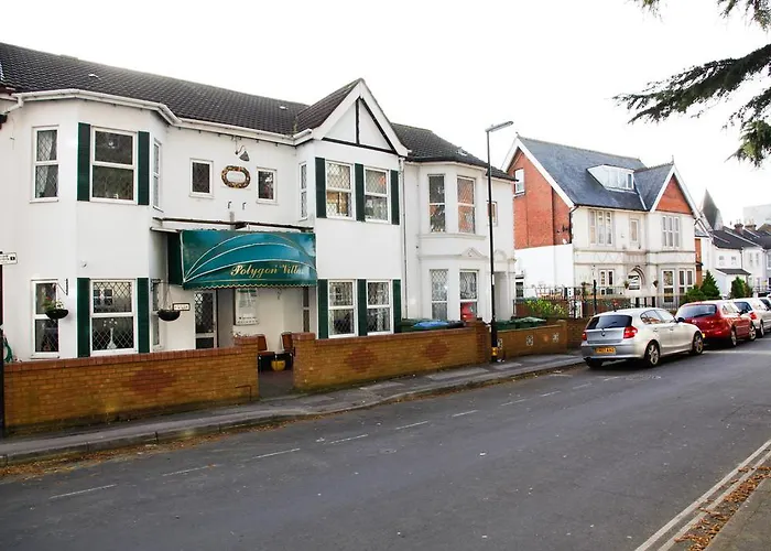 Polygon Villas