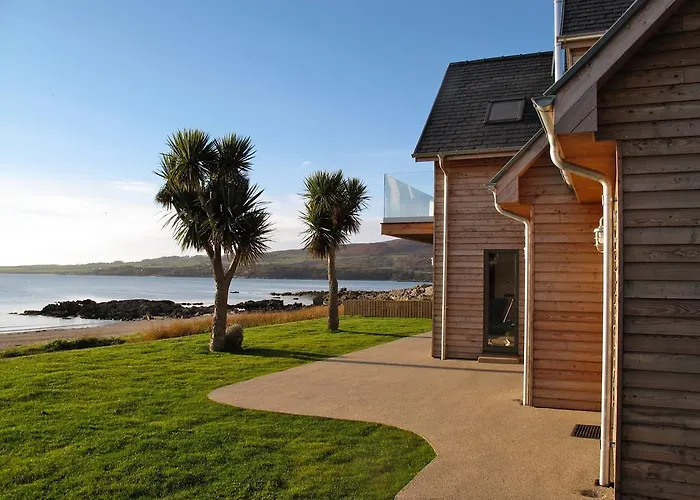 Airds Bay Luxury Beach House