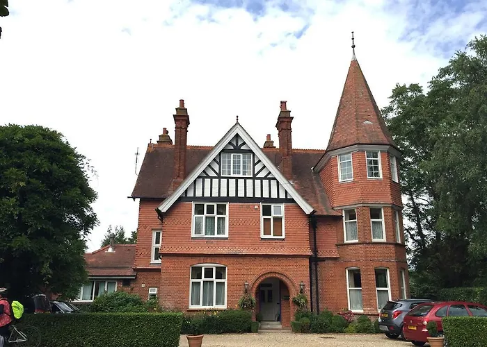 Rufus House