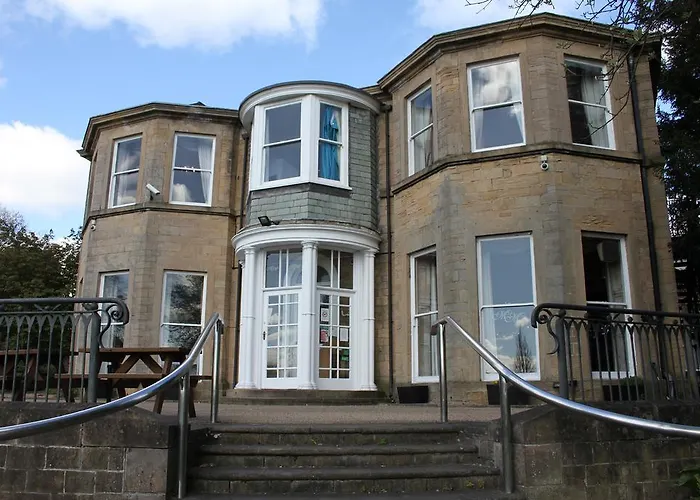 Mansfield Manor