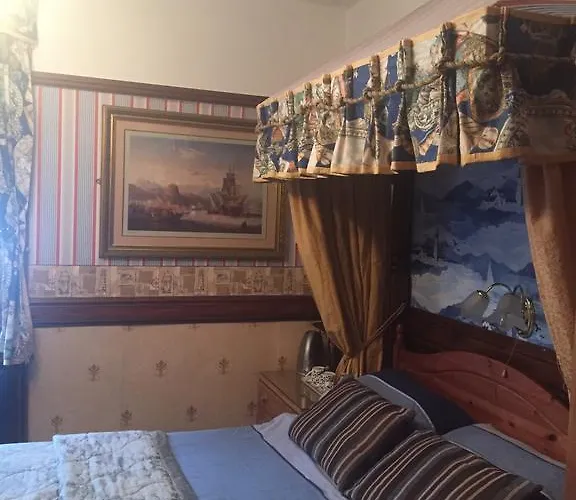 Admiral Guest House