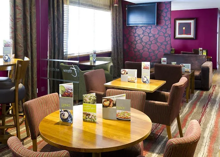 Premier Inn Glasgow City - George Square