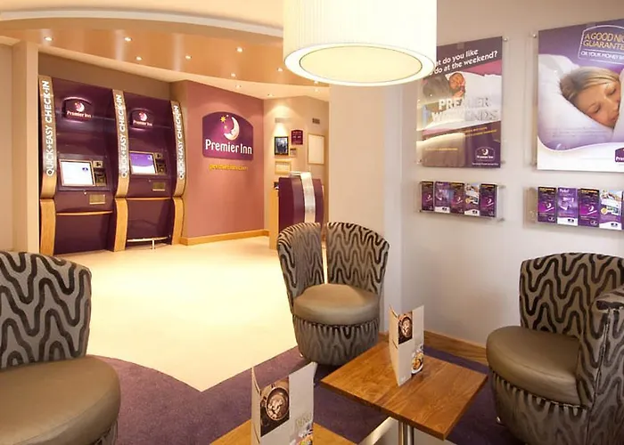 Premier Inn Sunbury - Kempton Park