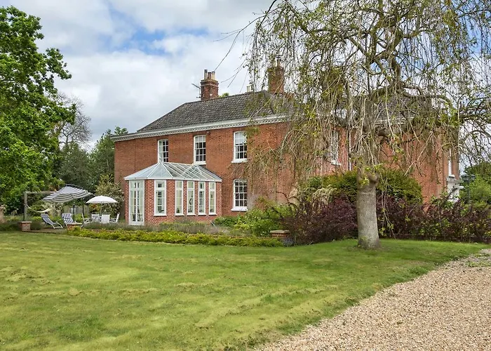 Lingwood Hall, United Kingdom