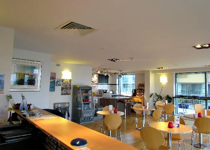 Hot-El-Apartments Edinburgh Waterfront