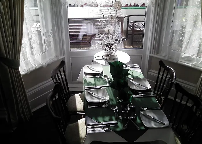 Roseglen Hotel