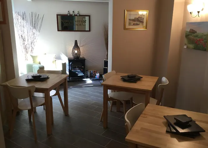 Newminster Cottage B & B